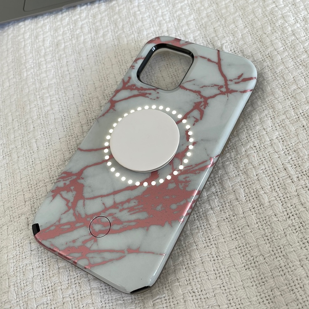 iPhone 12 LuMee Case with Pop Socket